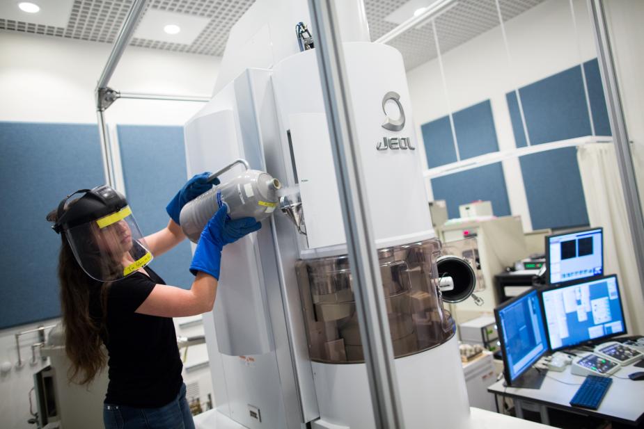 Student conducting research in one of Penn's research facilities