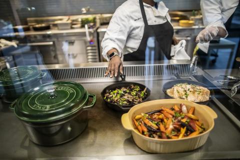 Farm-to-table meal at Penn dining hall